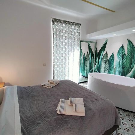 Sonnino Suite Jacuzzi Apartment 巴里 外观 照片